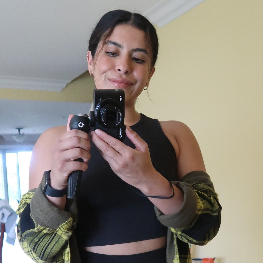 Meet your Posher, Elizabeth